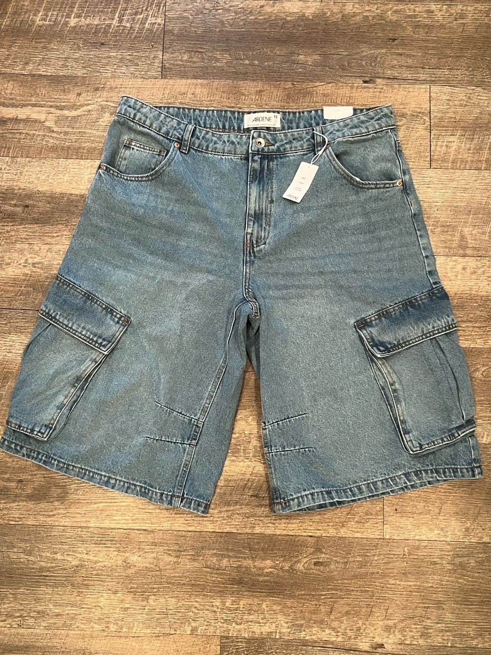 NWT Ardene Low Rise Denim Cargo Jorts